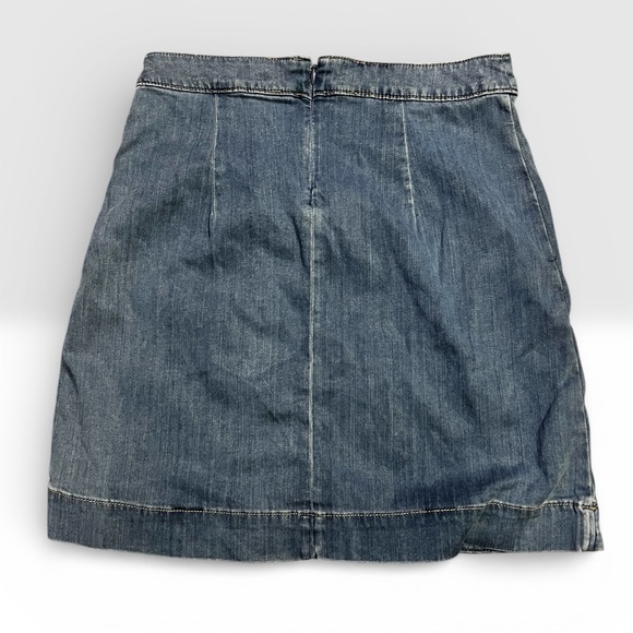 White House Black Market Asymmetrical Denim Size 6 Petite Skirt - Picture 3 of 5